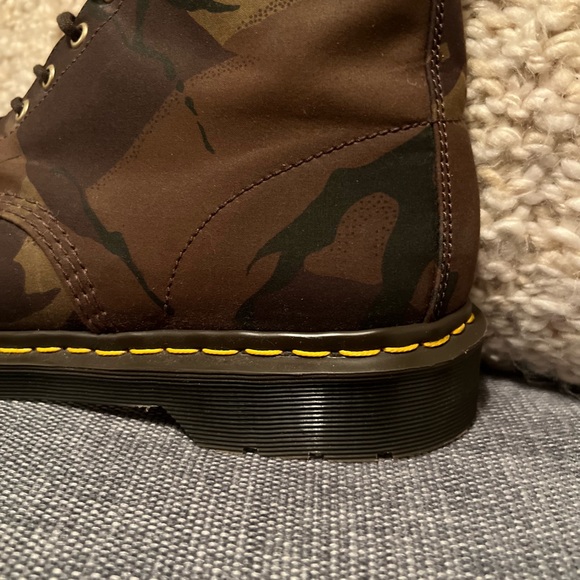 ⭐️ Dr. Martens Made in England Camo Pascal 1460 US 12 UK 11 GREAT CONDITION! - Picture 8 of 16